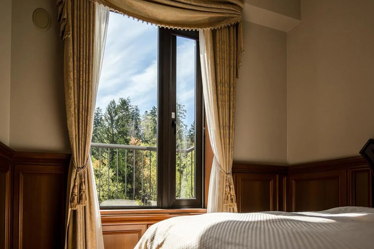 Higashikawa Asahidake Onsen Hotel Bear Monte 4*,  Japonya